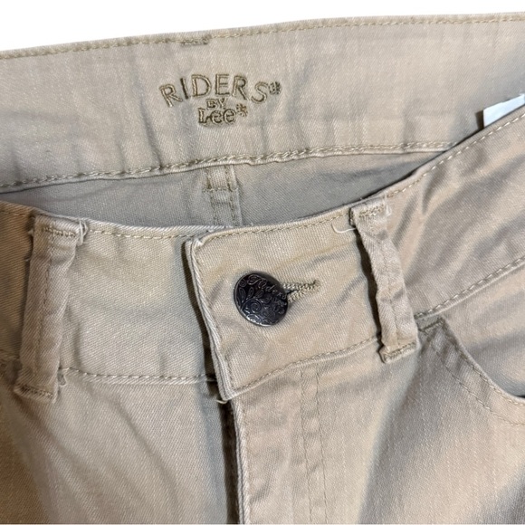 Tan Riders by Lee Cropped Pants - Picture 4 of 8
